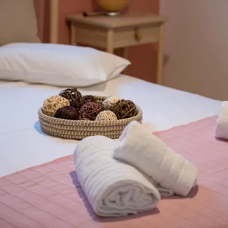 Apartament Elaia - & *
