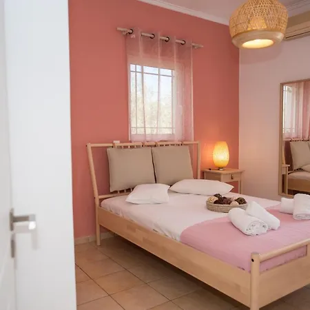 Apartament Elaia - & *